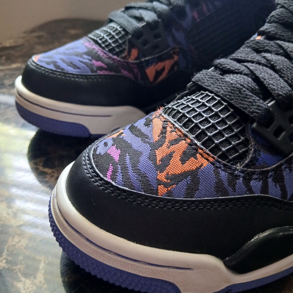 Jordan 4 Retro 'Rush Violet 'Streetwear/Lifestyle Shoes Size 4 Youth/5.5 Women - Picture 6 of 15